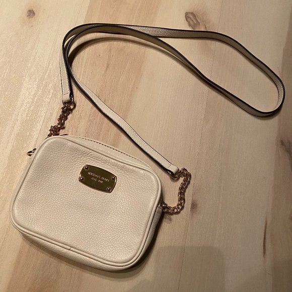 ✨Michael Kors✨Small Crossbody White Purse EUC - Picture 4 of 8